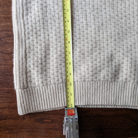 Thick Cashmere Sweater - Picture 7 of 12